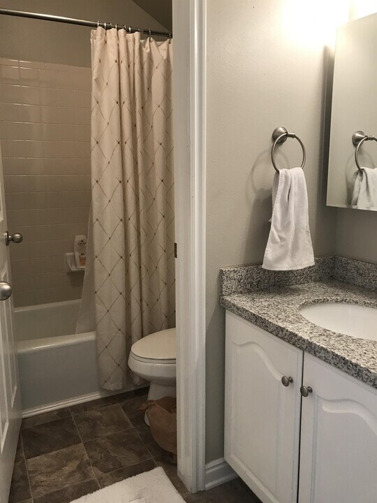 986 900 E in Provo, UT - Building Photo