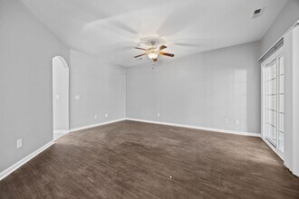 222 Caldwell Loop in Jacksonville, NC - Building Photo - Building Photo