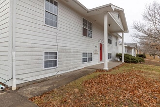 2932 Leeway Dr in Columbia, MO - Building Photo - Building Photo