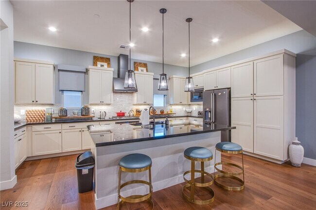 property at 10960 Merito Ct