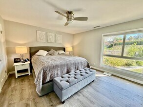 1742 Fisk Ct in Thousand Oaks, CA - Foto de edificio - Building Photo