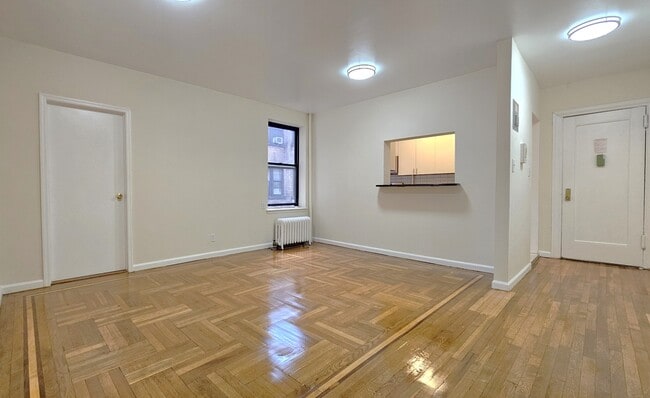536 Fort Washington Ave in New York, NY - Building Photo - Building Photo