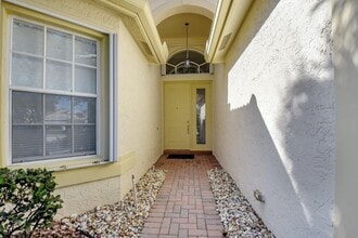 9798 Casa Mar Dr in Wellington, FL - Building Photo - Building Photo