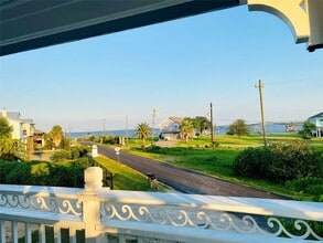 1578 Railroad St in San Leon, TX - Building Photo - Building Photo