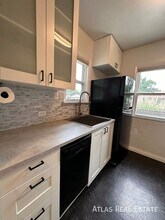 2395 S Corona St in Denver, CO - Building Photo - Building Photo