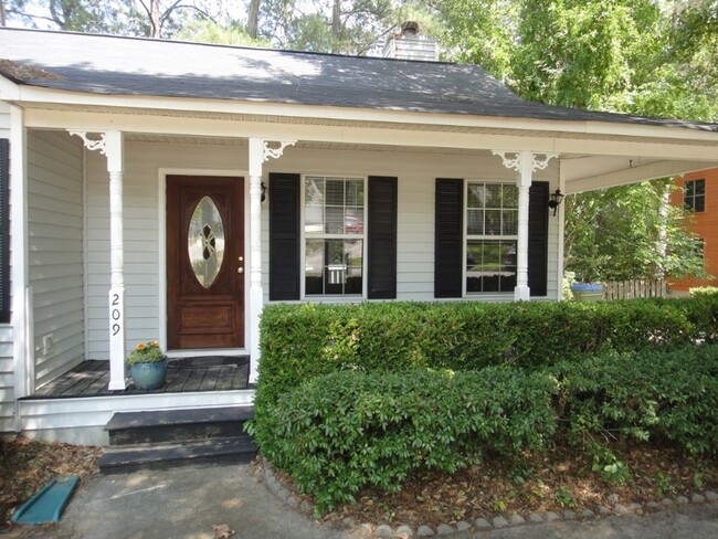 209 Greenwich Dr in Aiken, SC - Building Photo - Building Photo