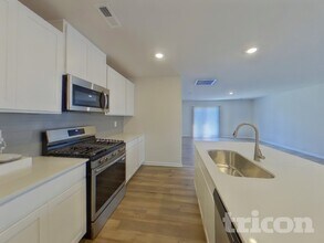 4018 Rustling Grass Trl in Inman, SC - Foto de edificio - Building Photo