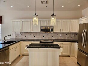 6982 S Oxford Ln in Chandler, AZ - Building Photo - Building Photo