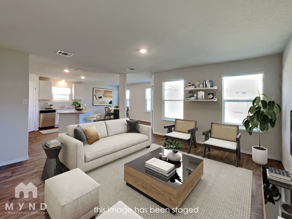 918 Andean Emerald in San Antonio, TX - Building Photo