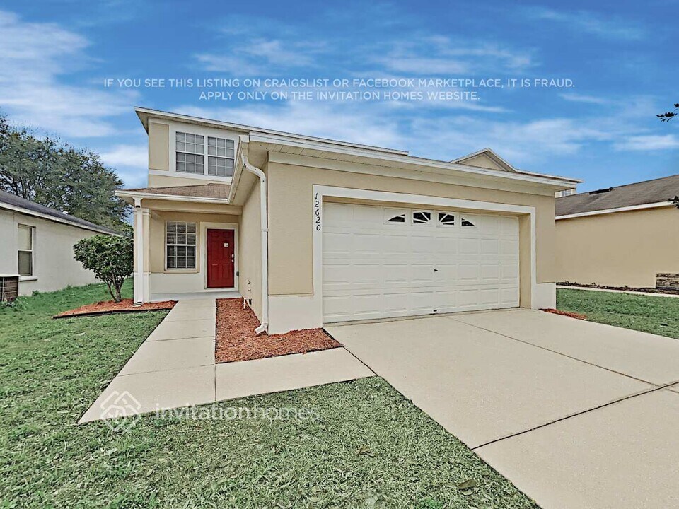 12620 Adventure Dr in Riverview, FL - Building Photo