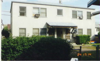 334 E Cypress Apartments