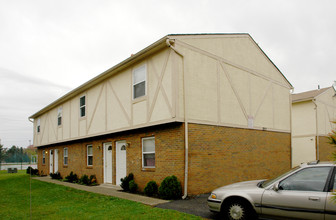 Webster Canyon  Townhomes in Columbus, OH - Building Photo - Building Photo