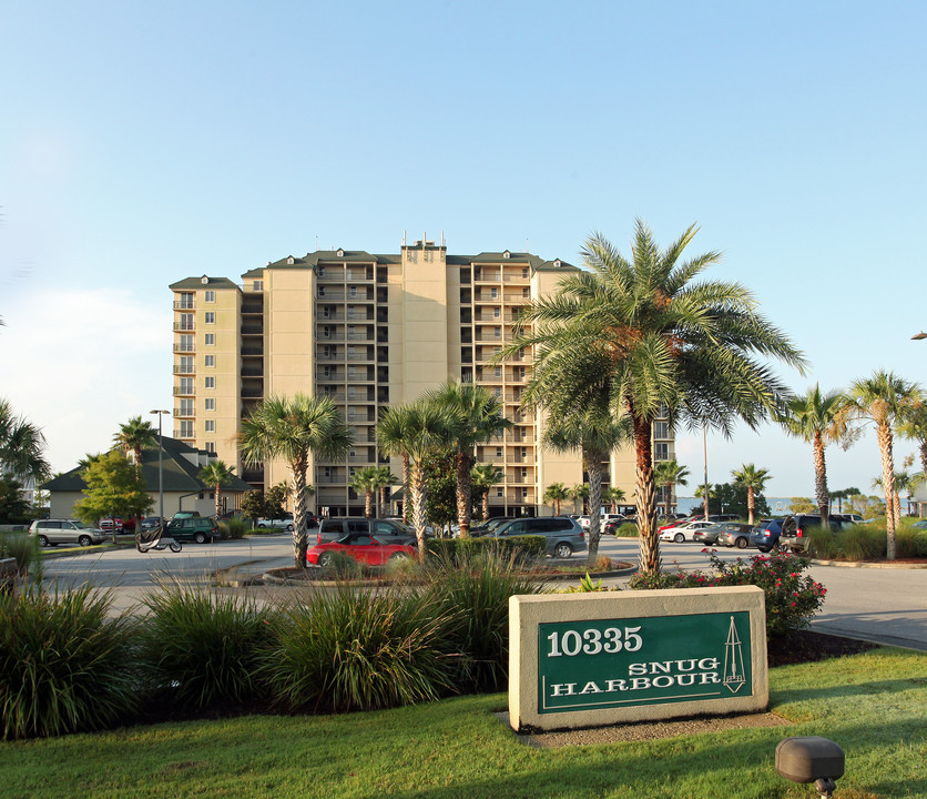 Snug Harbour Condos in Pensacola, FL - Foto de edificio