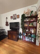35 Queensberry St, Unit 5 in Boston, MA - Building Photo