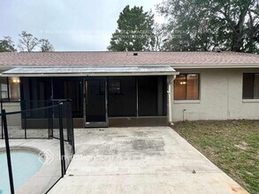 714 Boysenberry Ct in Winter Springs, FL - Building Photo - Building Photo