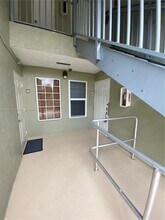 17500 NW 67th Pl in Hialeah, FL - Building Photo - Building Photo