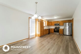 11805 E 213th Ct in Peculiar, MO - Building Photo - Building Photo