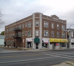 321-331 Driving Park Ave in Rochester, NY - Foto de edificio - Building Photo