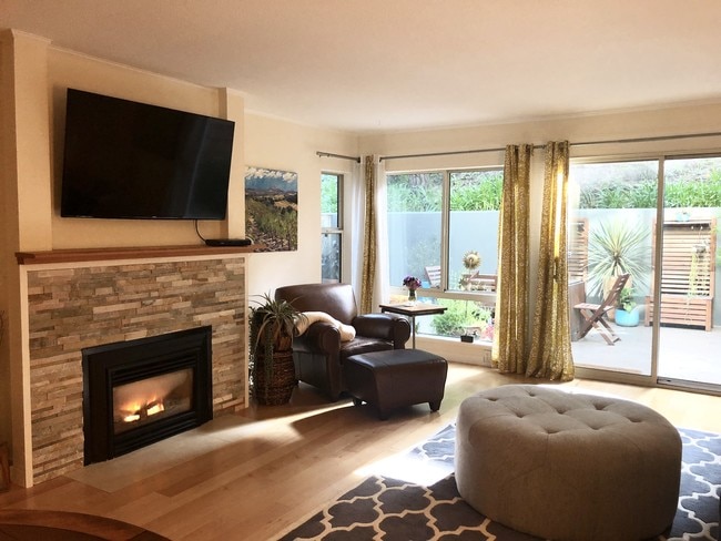 5140 Diamond Heights Blvd, Unit A103 in San Francisco, CA - Building Photo - Building Photo