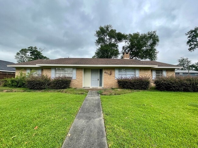 6510 Daisy Dr in Beaumont, TX - Building Photo - Building Photo