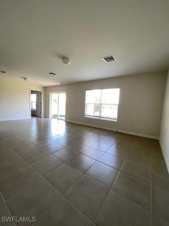 9018 S Castle Cir in La Belle, FL - Building Photo - Building Photo