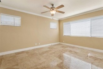 2881 NE 32nd St in Fort Lauderdale, FL - Building Photo - Building Photo