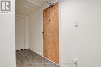 45 Bond St in Kitchener, ON - Building Photo - Building Photo