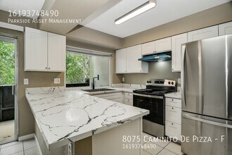 8075 Caminito de Pizza in San Diego, CA - Building Photo - Building Photo