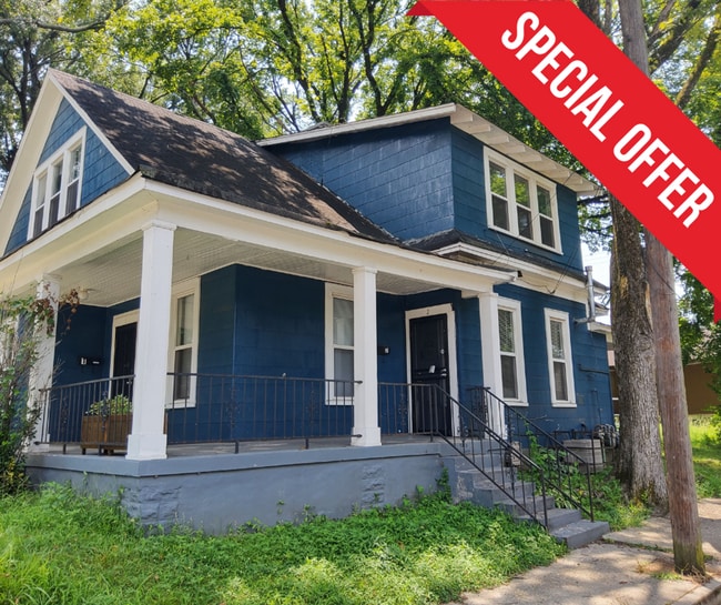 property at 925 S Cox St