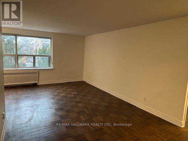 2 Newholm Rd in Toronto, ON - Building Photo - Building Photo