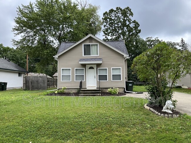 property at 2527 Hartline Dr
