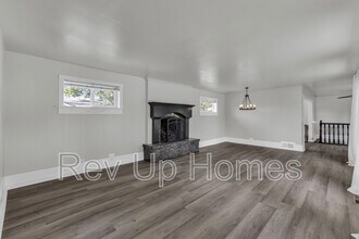 309 E 200 S in Pleasant Grove, UT - Building Photo - Building Photo