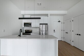 200 Arno Dr in Beacon, NY - Building Photo - Building Photo