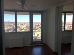 6040 Boulevard E, Unit 30B in West New York, NJ - Building Photo - Building Photo