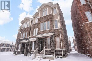 2844 Whites Rd in Pickering, ON - Building Photo