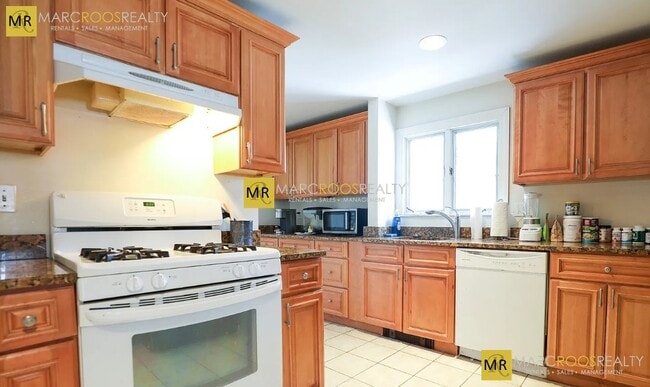 property at 6 Oliva Rd