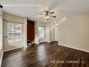 1500 E Pusch Wilderness Dr in Oro Valley, AZ - Building Photo - Building Photo