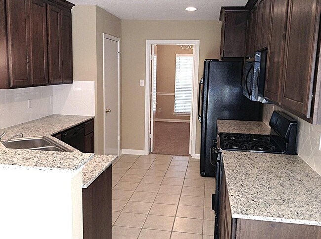 1608 Misty Fawn Ln in Fresno, TX - Building Photo - Building Photo