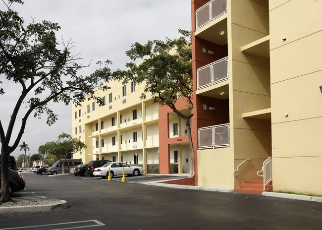 Allapattah Communuity I in Miami, FL - Building Photo - Building Photo