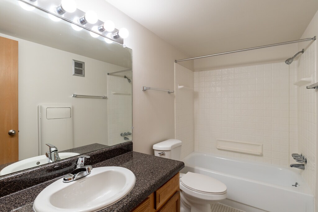 Rochester Place Apartments in Rochester, MI