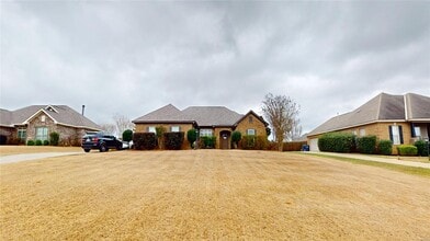 150 Village Ct in Wetumpka, AL - Building Photo - Building Photo