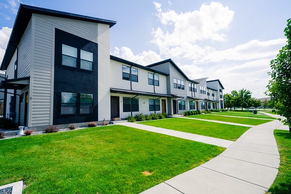 property at 220 Spring Creek Pkwy