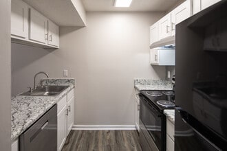 Park Hills Apartments in Cleveland, TN - Foto de edificio - Building Photo