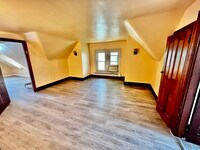 357 Levick St, Unit 3 photo'