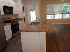 2451 Hartfield Cir in Winston-Salem, NC - Building Photo - Building Photo