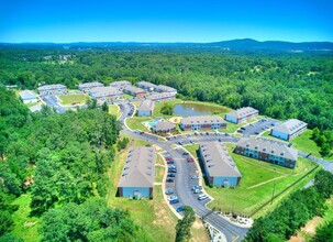 Forrest Hills Apartments in Hot Springs National Park, AR - Foto de edificio - Building Photo