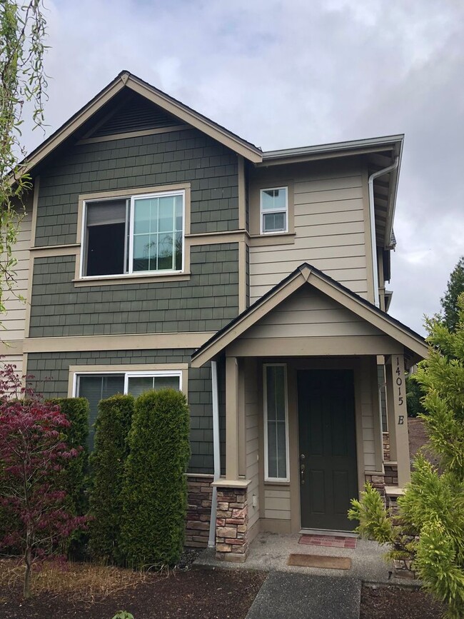 property at 14015 34th Dr SE