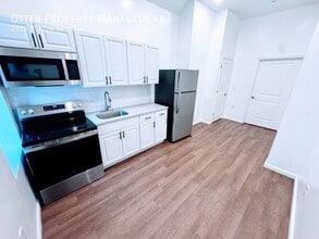 2339 N 17th St in Philadelphia, PA - Building Photo - Building Photo