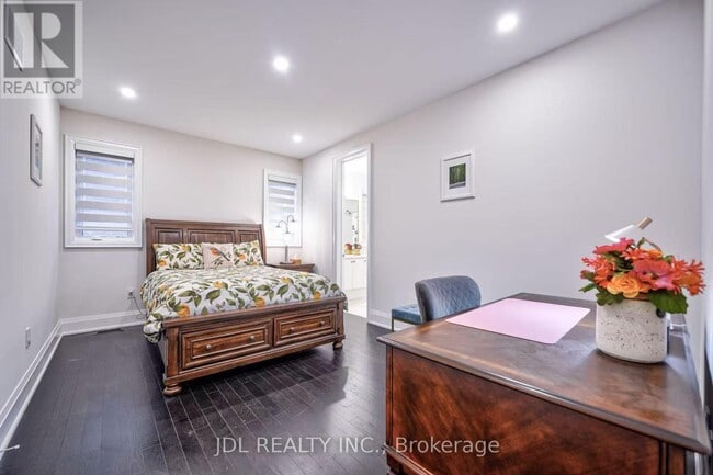 133 Hillsview Dr