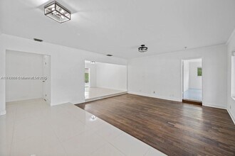 2810 NE 60th St in Fort Lauderdale, FL - Building Photo - Building Photo